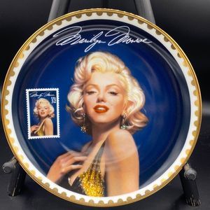 Marilyn Monroe “Sultry Yet Regal”. Collector Plate